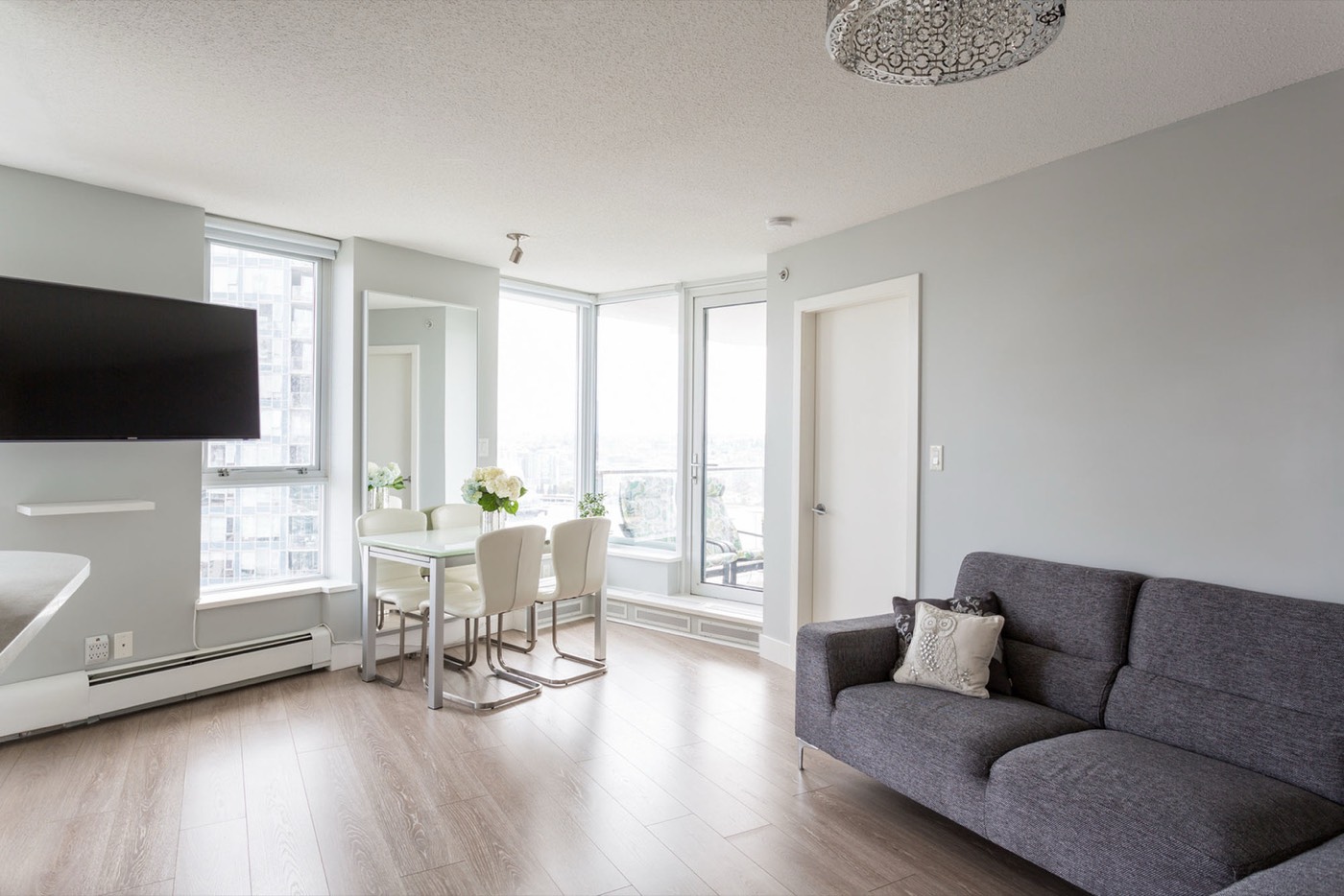Dining area and light floor